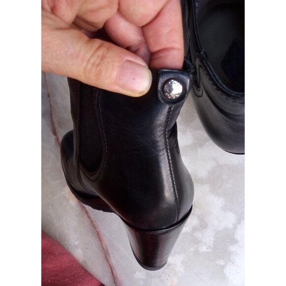 Michael Kors Thea Wedge Boot Women's sz. 8.5 - Picture 7 of 12